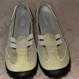 #56  Privo size 8 Outdoor Adventure Velcro Sneakers